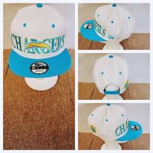 LOS ANGELES CHARGERS NFL FOOTBALL SNAPBACK HAT.